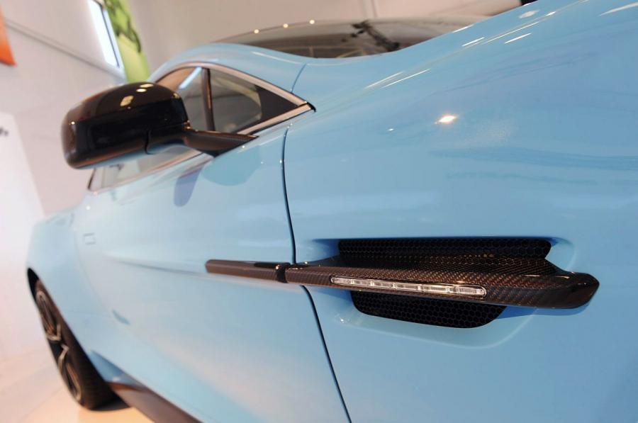 Детали экстерьера Aston Martin Vanquish 2012 года  (NA) (фото 44 из 182)